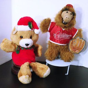 Lot of 2 Vintage 80s Puppets Furry Plush Toys Alf Alien Orbiter Santas Best Bear